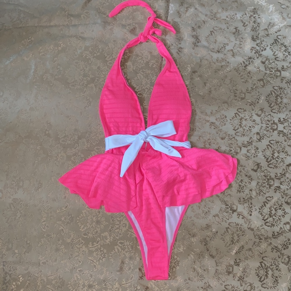 New!! Neon Pink Ruffle High Cut One Piece Swimsuit. Size S